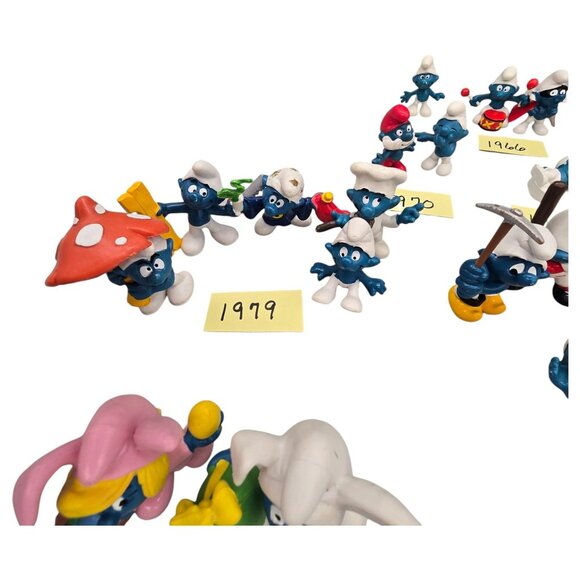 Vtg Smurfs Figurine Collection 1965-1984 Lot of 49 Mushroom House Peyo Schleich - Picture 4 of 16
